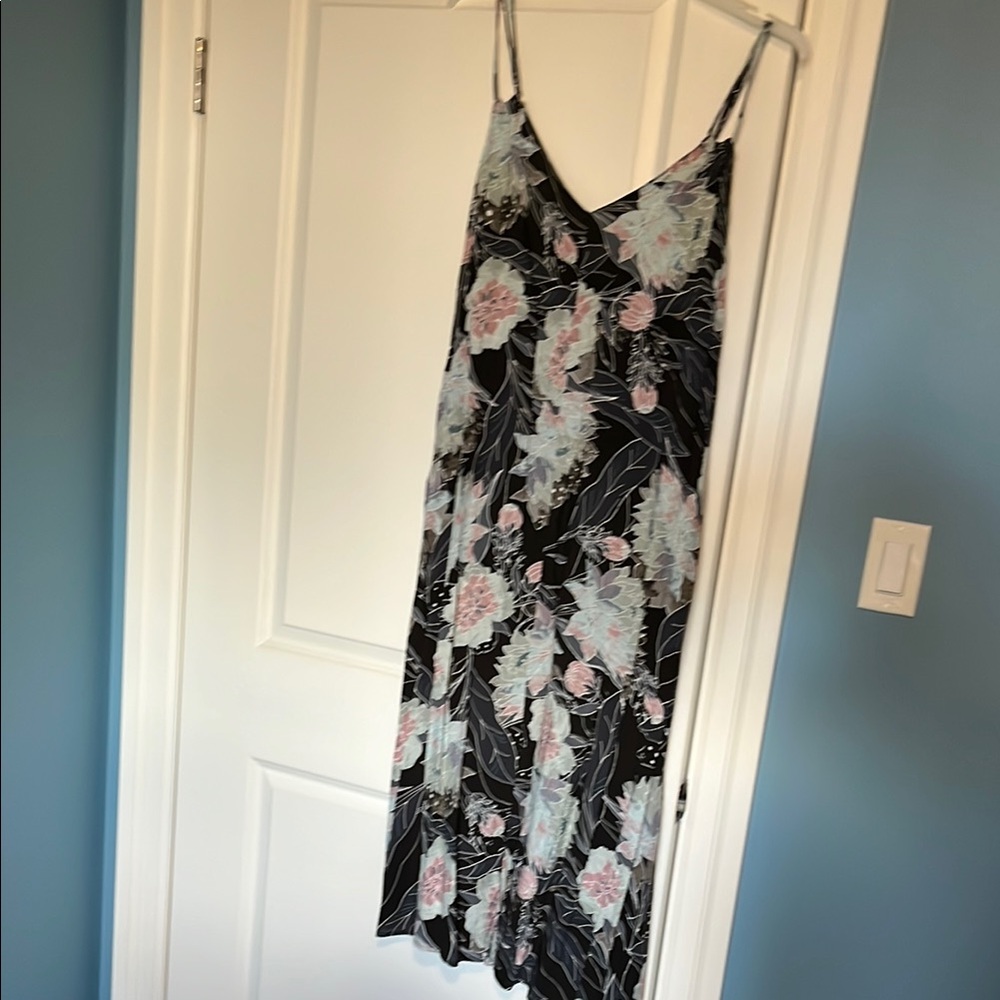 Flower print midi dress NWT